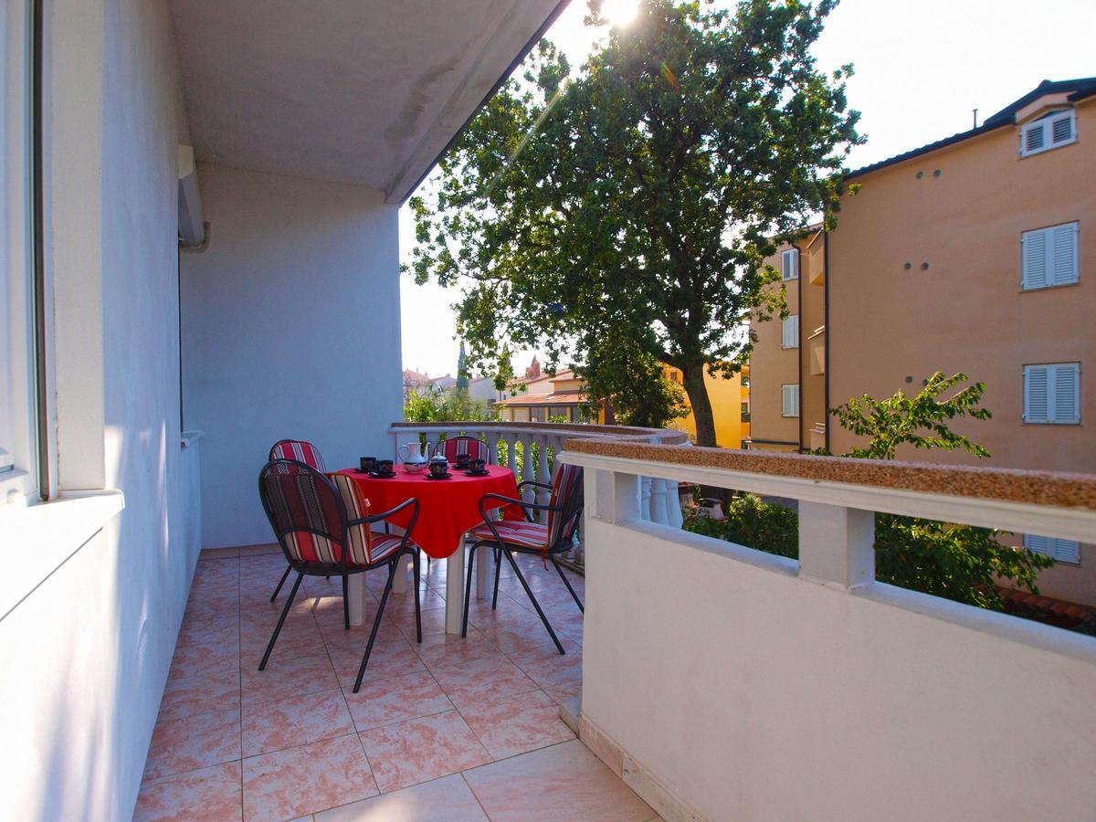 Apartments Nadia 1493 Medulin Exterior foto