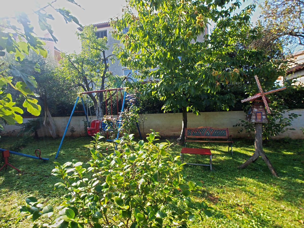 Apartments Nadia 1493 Medulin Exterior foto