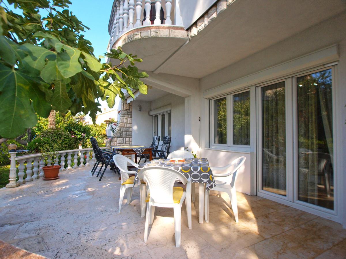 Apartments Nadia 1493 Medulin Exterior foto